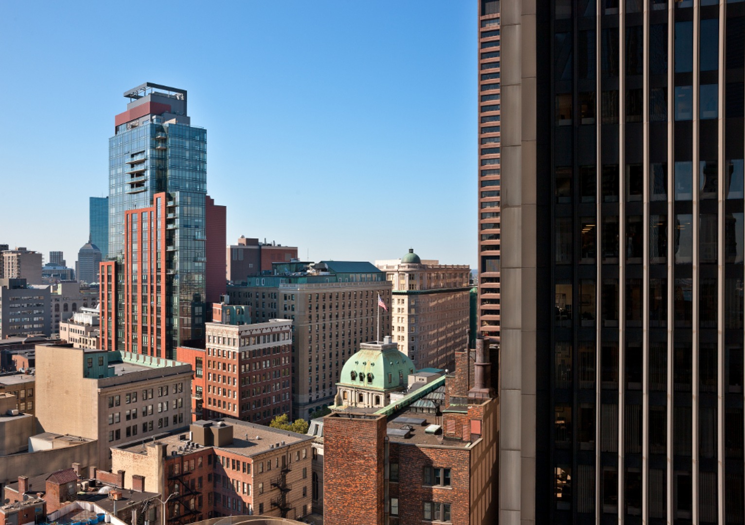 Mid-level west-facing city view.