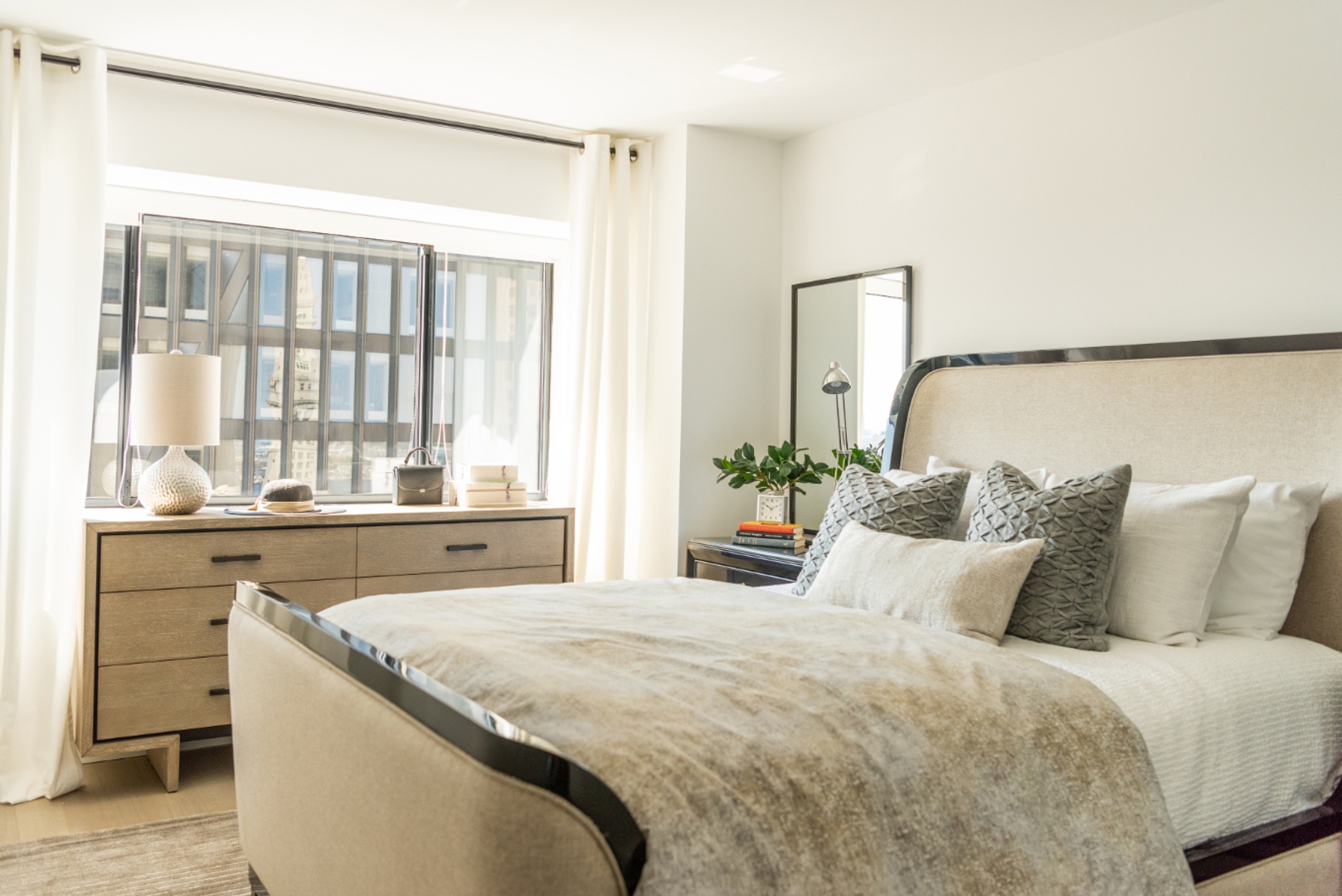 Two bedroom secondary room.
